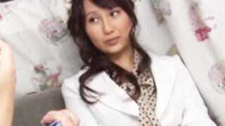 上品な人妻をナンパし、生ハメ中出し