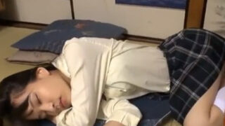 JK妹をいたずらしたら、逆に痴女られ、中出し・近親相姦。