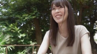 結婚2年目の美人主婦は元CAで、他人棒との関係に没頭し、イキ乱れる。