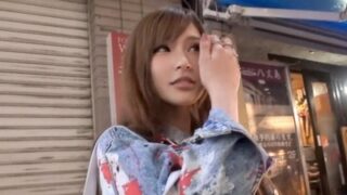 18歳ギャルがガールズバーでヤリマンビッチ化