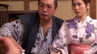 社員旅行で無理やり酔わされた夫が、上司に寝取られる。