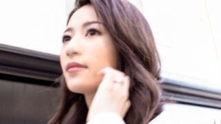 32歳の白金セレブ妻がハーレムを作りたい真正痴女とパコりまくる。