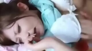 近所の美人妻をレイプ、潮吹き、絶叫絶頂