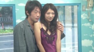撮影の声かけに応じた姉が巧みな話術でハメられる