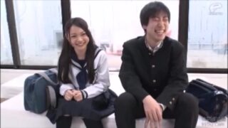 卒業した学生カップルの密撮映像を公開した取材