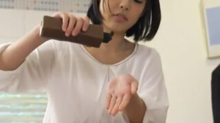 マッサ師美少女のエロさに我慢できずレイプしたおじさん