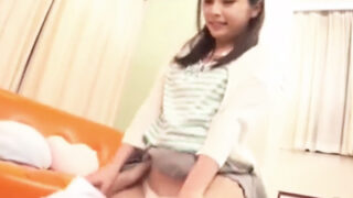 素人美女に無断で中出しした映像。