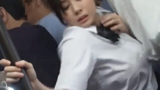 満員バスで巨乳JKが痴漢にレイプ被害