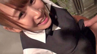 バイトの休憩1時間での中出しSEXをした素人娘。