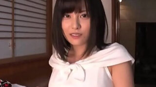 エッチを満喫！巨乳ロリのハメ撮り温泉旅行