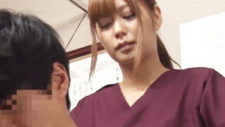 美人マッサージ師が先だけ挿入を許し、巨根に魅了されて激しいセックスに発展