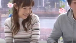 同級生の友達がMMの雰囲気に煽られ、中出しセックスをする。