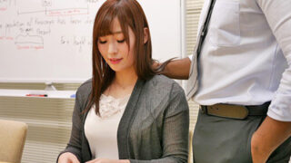 英会話教室の黒人講師に寝取られる人妻