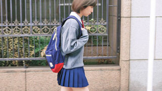 サッカー部マネージャーの新人制服美少女