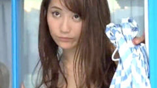 巨乳ビキニ美女がMM号で中出しエロマッサに睨み顔