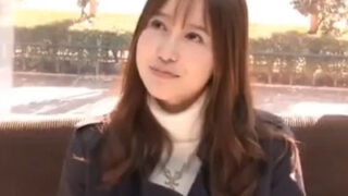 セレブな素人妻をナンパし、乳首を弄ると発情してパイ射された。