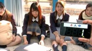 思春期の修学旅行生がMM号で乱交。