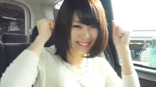 現場で働く汗だく男性を逆ナンしてエッチに癒す美少女が降臨