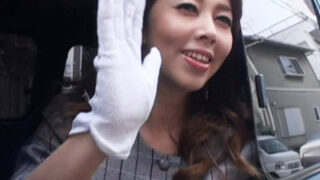 巨乳政治家が愛するセックスで勝利、少子化問題を解決