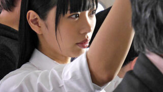 痴漢に狙われたOLが電車内で輪姦される