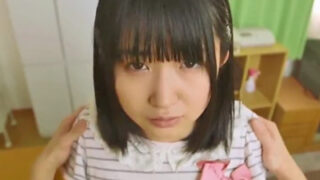 無知なロリ少女が言いなりになる中出し