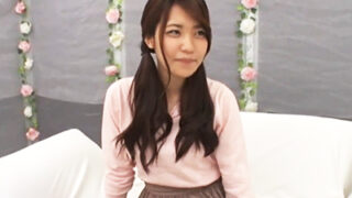 おっとりした美少女のフェンシング選手が、剣ではなく性器で突かれてノックアウトされるという内容。