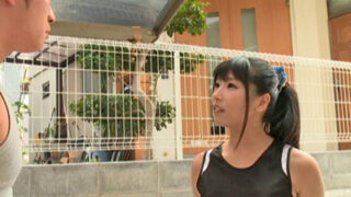 全員が身体で稼ぎ男性の精液を搾る売春家族