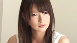 姉が弟にオナニーと子作りを指導する。