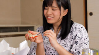 温泉旅行中、美少女が素顔を晒す濃厚セックスの連続