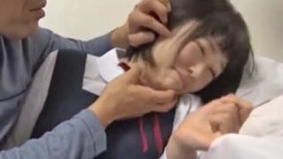 強引にハメる父