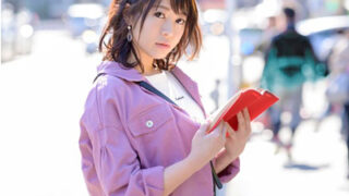 真面目な文学美少女がデカチンを見て笑う