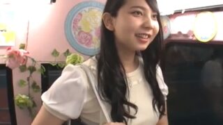 ムッチリJDが下着調査でだまされ、男優のチンポにハメ倒される