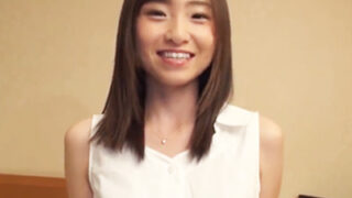 パイパン美女の濃厚ハメ撮り