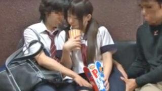 イチャイチャJKが映画館で痴漢レイプ
