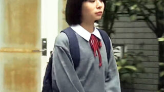 貧乳JKが集団輪姦される