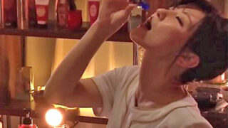 媚薬エステでエビ反り続ける客への本番セックス