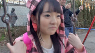 義父と近親関係にある幼少女