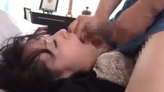 遺影の前で連れ子に鬼畜レイプされた未亡人