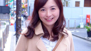 熟女と散歩しながらのSEXデート