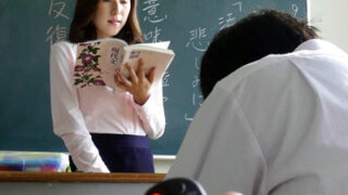 家庭訪問で裏切られ、調教される女教師