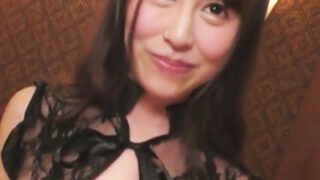 美しい人妻と不倫デートでハメまくり