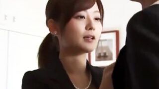 引きこもり義弟に種付けレイプされ泣く兄嫁