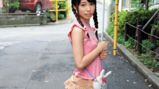 初めての肛門開口で注射を受けるロリ娘