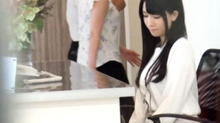 清楚なOLがドMでオフィスで背徳感のあるセックスに没頭