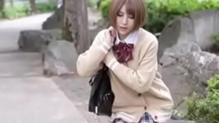 JK散歩で口説き、中出し濃厚ハメ撮りセックス