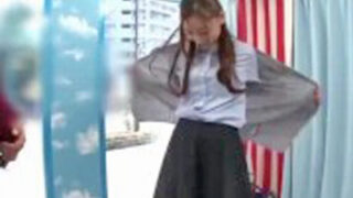 スレンダーOLが野球拳で盛り上がりエッチになる