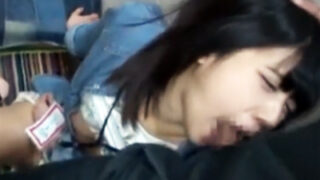 試着室で美少女店員をレイプ・生ハメ中出し