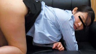 リストラされた夫の代わりに面接のために枕営業するOL