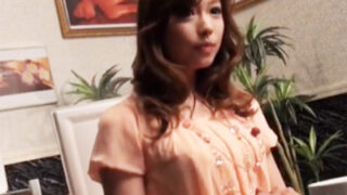 媚薬オイル使用で痙攣し、何度も絶頂を繰り返す淫乱妻