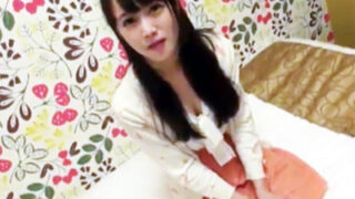 素人娘が手コキだと思っていたが、土下座で挿入を許し、中出しされた